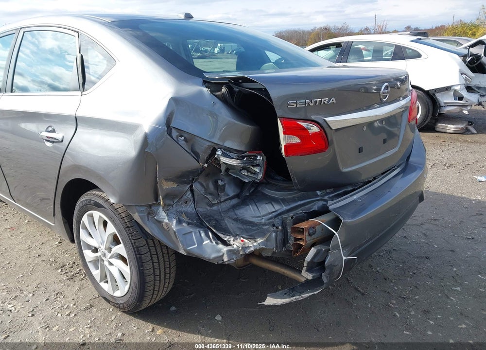 2018 NISSAN SENTRA SV VIN: 3N1AB7AP8JY296625