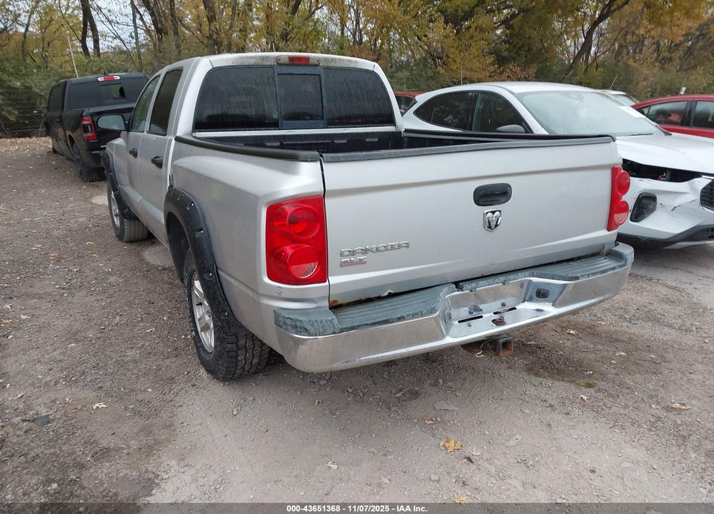 2005 DODGE DAKOTA SLT VIN: 1D7HW48K55S277646