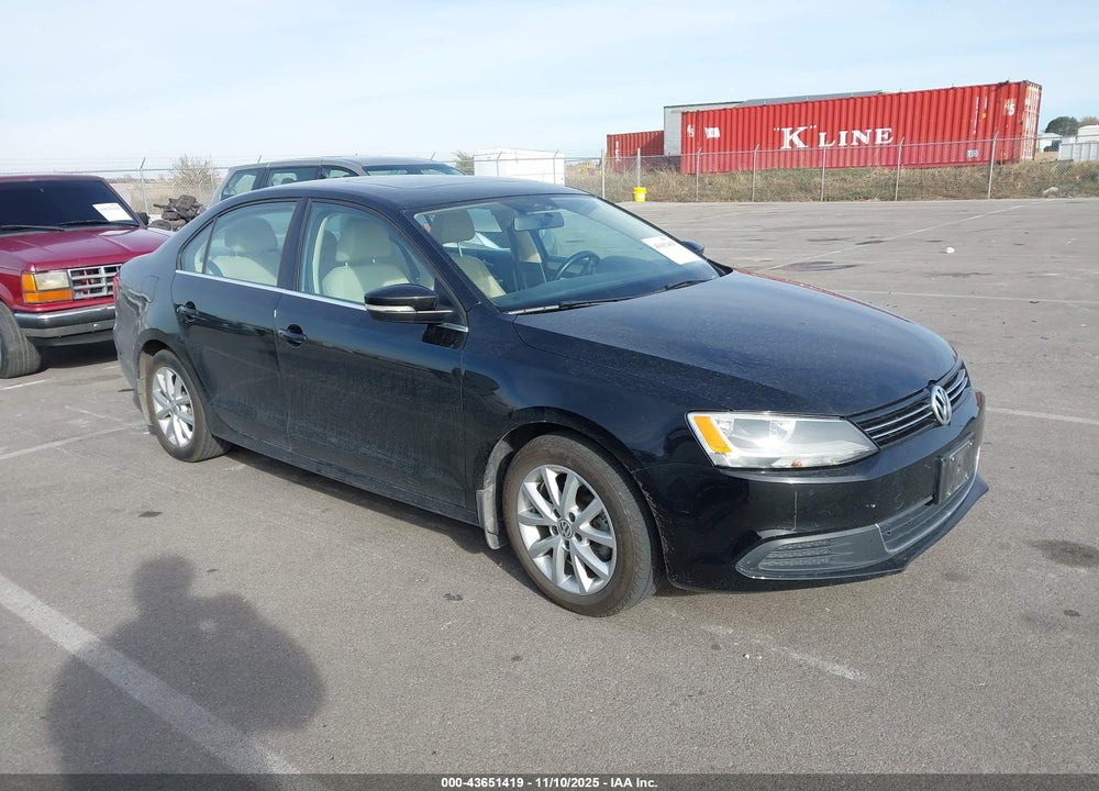 2014 VOLKSWAGEN JETTA 1.8T SE VIN: 3VWD07AJ5EM404222