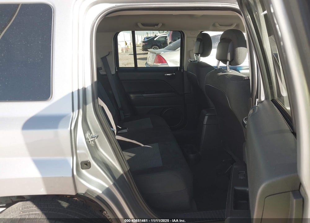 2017 JEEP PATRIOT LATITUDE FWD VIN: 1C4NJPFA5HD161475