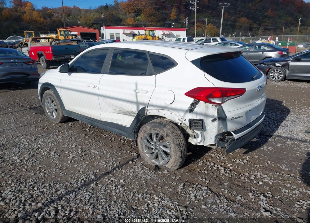 2018 HYUNDAI TUCSON VIN: KM8J2CA48JU776657