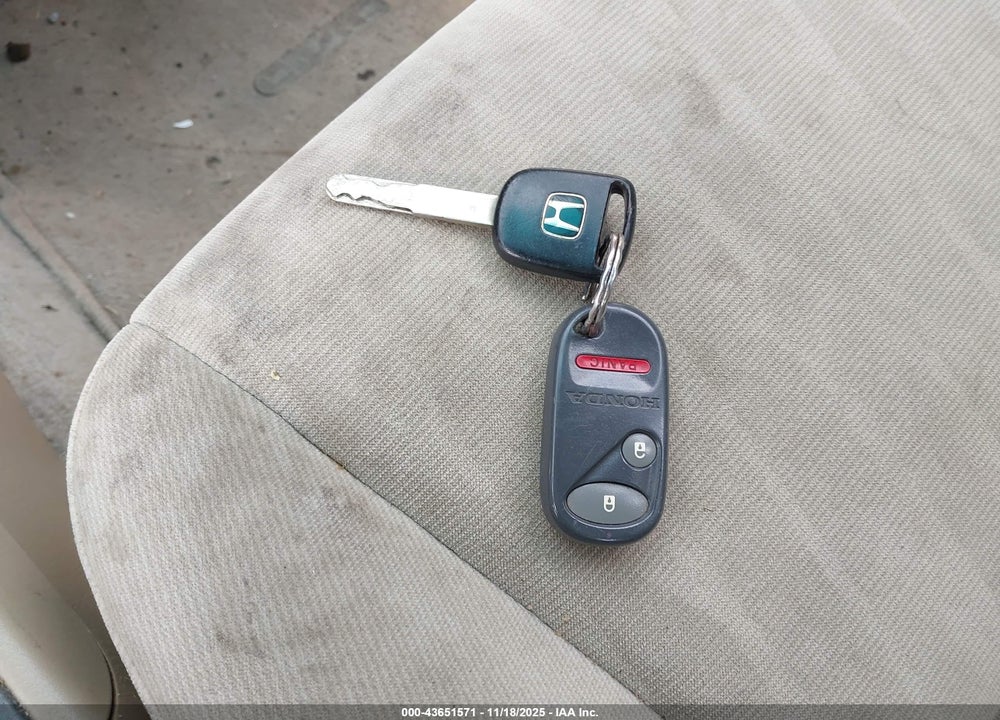 2004 HONDA CIVIC LX VIN: 2HGES16554H639745