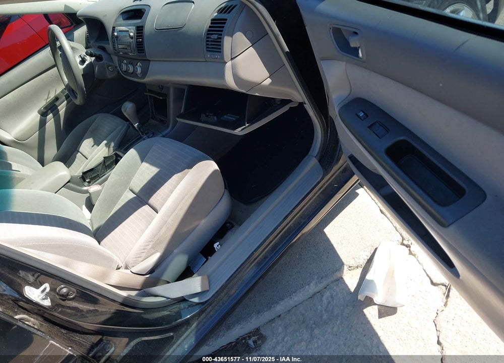 2005 TOYOTA CAMRY LE VIN: 4T1BE32K95U053060