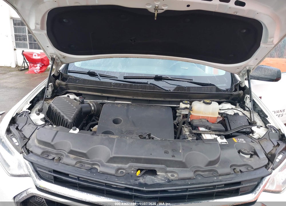 2019 CHEVROLET TRAVERSE LS VIN: 1GNEVFKW0KJ262195