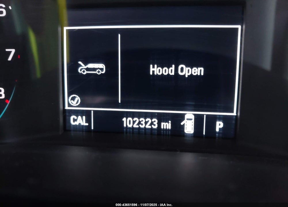 2019 CHEVROLET TRAVERSE LS VIN: 1GNEVFKW0KJ262195