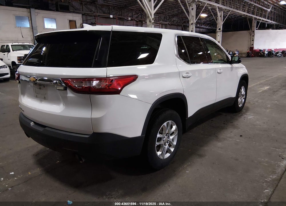 2019 CHEVROLET TRAVERSE LS VIN: 1GNEVFKW0KJ262195