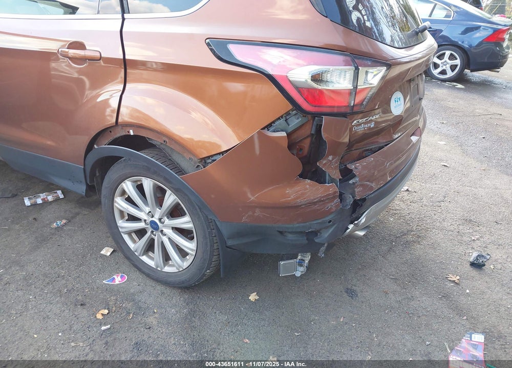2017 FORD ESCAPE VIN: 1FMCU0JD5HUC31205
