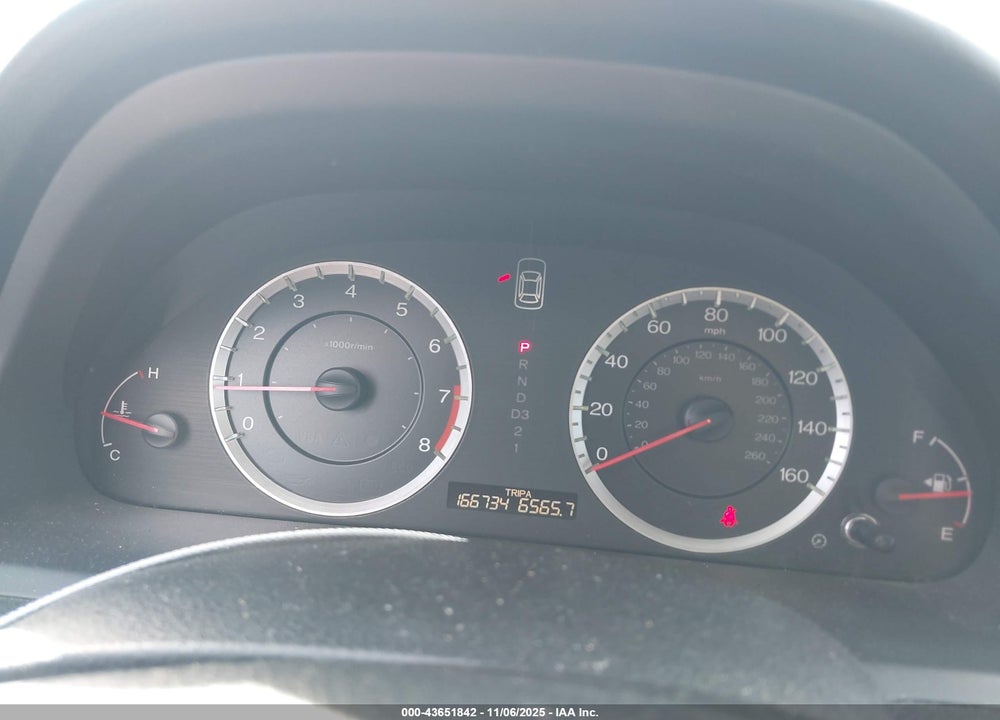 2010 HONDA ACCORD 2.4 LX-P VIN: 1HGCP2F45AA044748