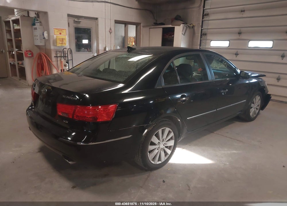 2009 HYUNDAI SONATA LIMITED V6 VIN: 5NPEU46F79H419573