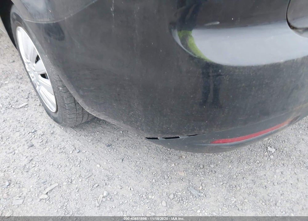 2015 KIA RIO VIN: KNADM4A37F6444713