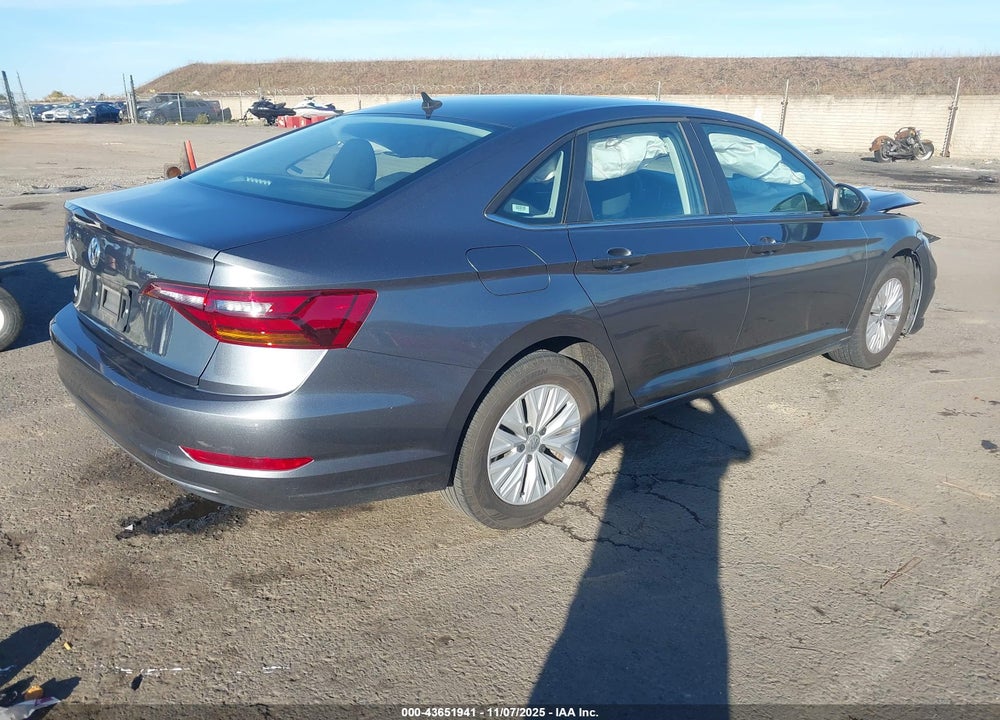 2019 VOLKSWAGEN JETTA 1.4T R-LINE/1.4T S/1.4T SE VIN: 3VWC57BU4KM105547
