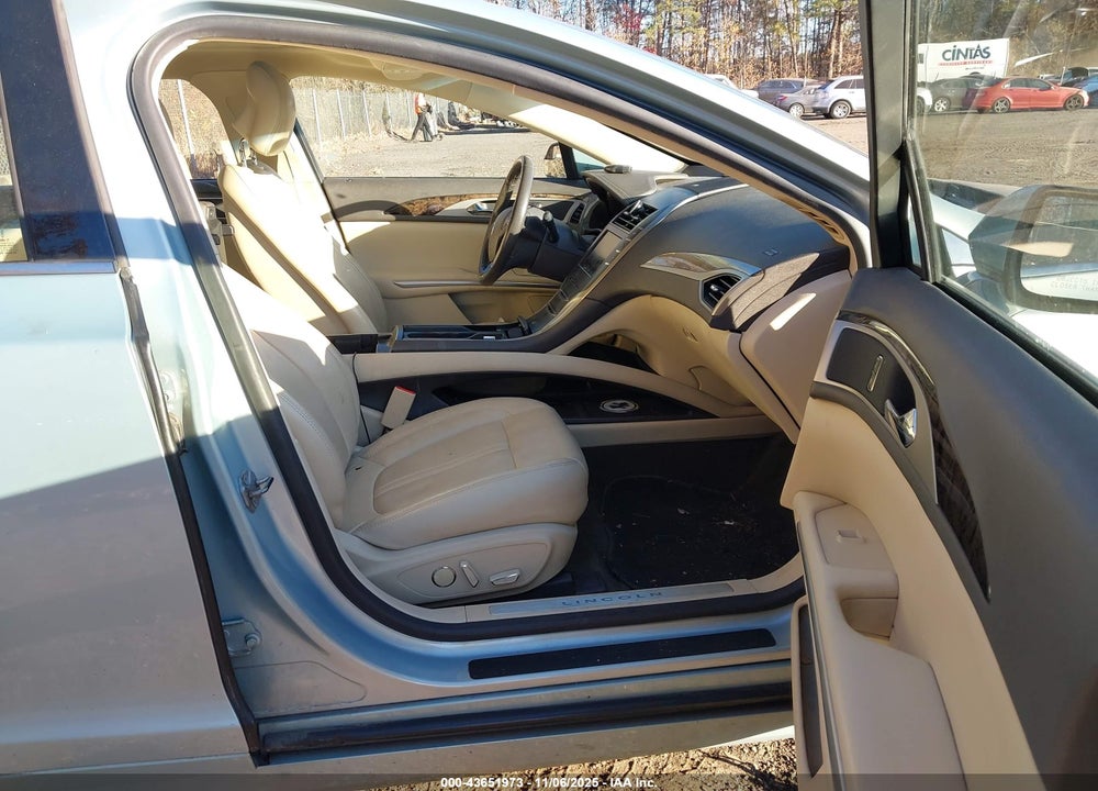 2013 LINCOLN MKZ VIN: 3LN6L2LU6DR825327