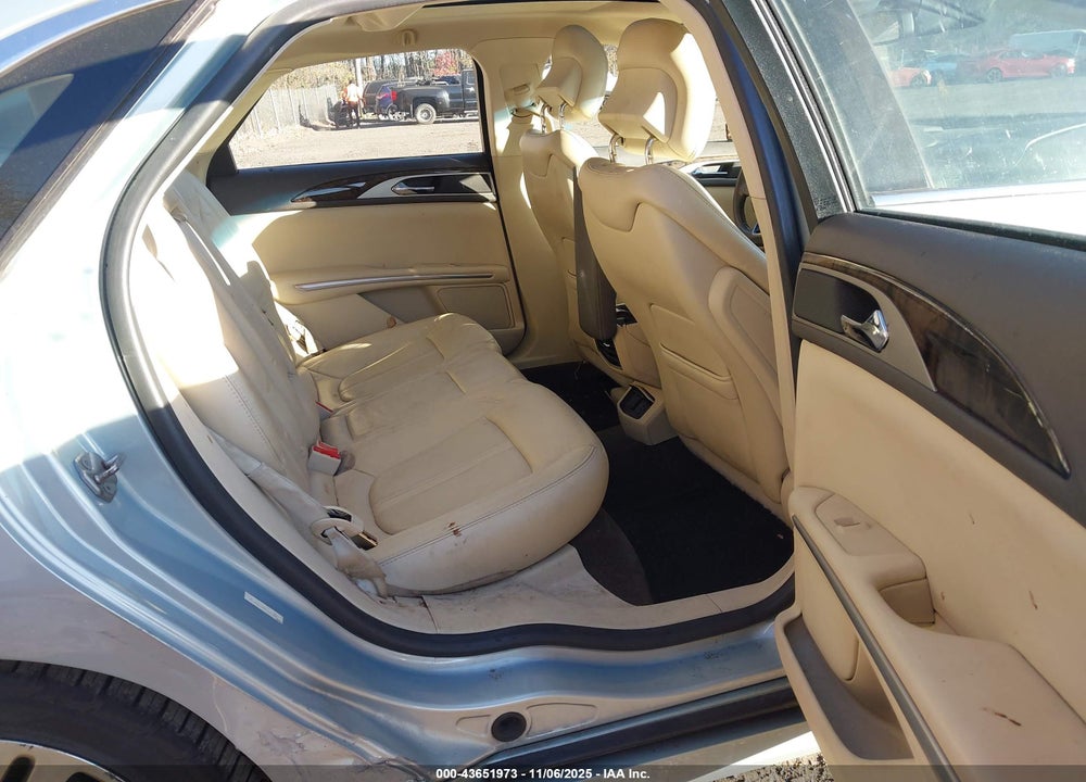 2013 LINCOLN MKZ VIN: 3LN6L2LU6DR825327