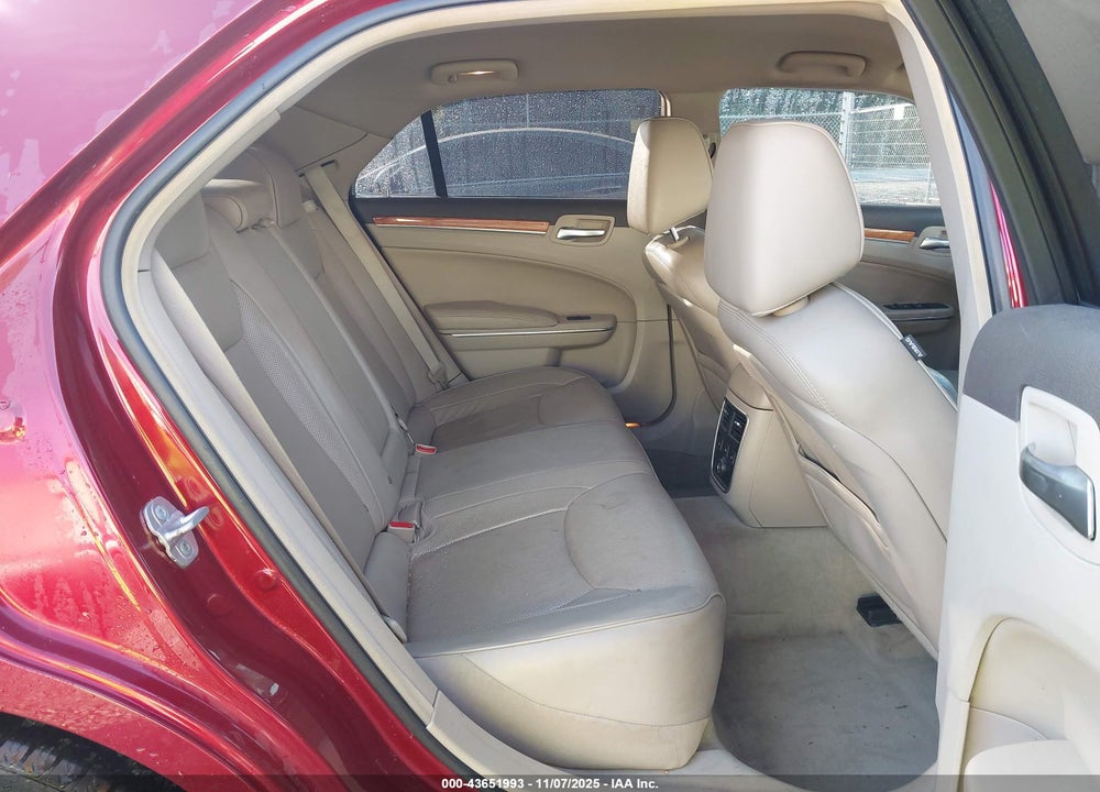 2014 CHRYSLER 300C VIN: 2C3CCAET8EH109178