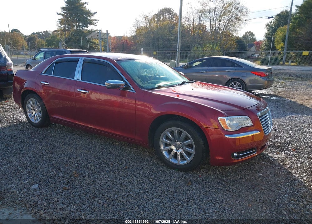 2014 CHRYSLER 300C VIN: 2C3CCAET8EH109178