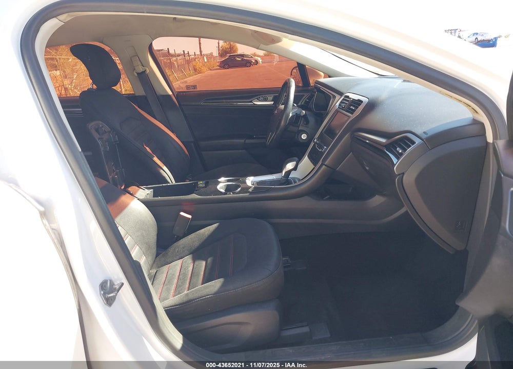 2013 FORD FUSION SE VIN: 3FA6P0H91DR324417