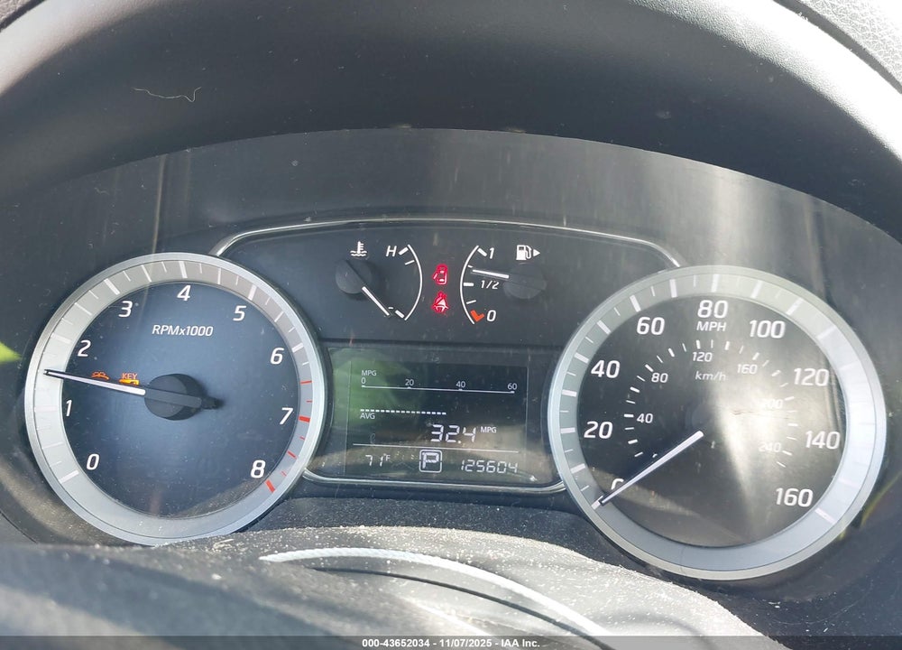2015 NISSAN SENTRA SV VIN: 3N1AB7AP8FY280237