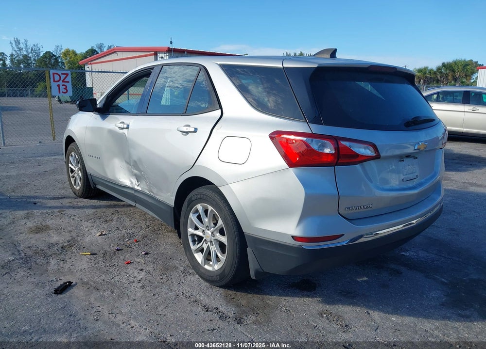 2018 CHEVROLET EQUINOX LS VIN: 2GNAXHEVXJ6195902
