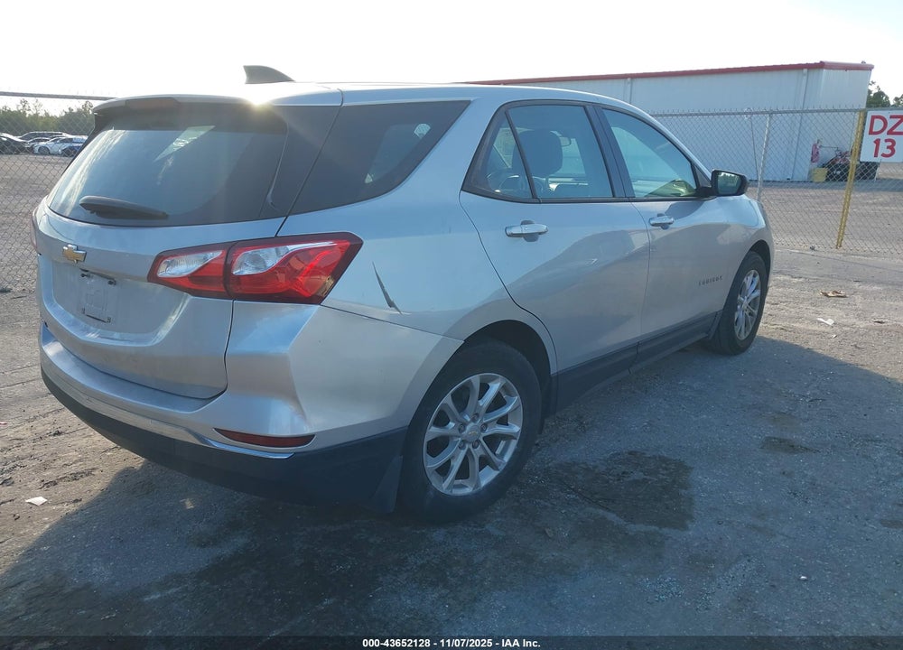 2018 CHEVROLET EQUINOX LS VIN: 2GNAXHEVXJ6195902
