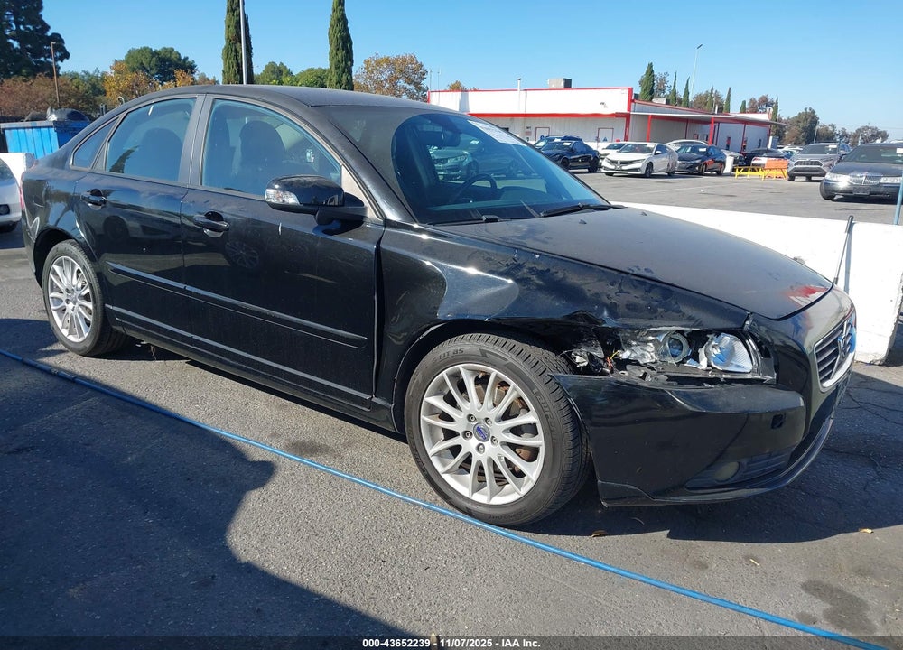 2010 VOLVO S40 2.4I VIN: YV1390MS3A2506811