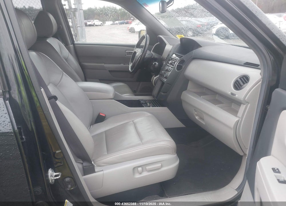 2012 HONDA PILOT VIN: 5FNYF4H50CB033014