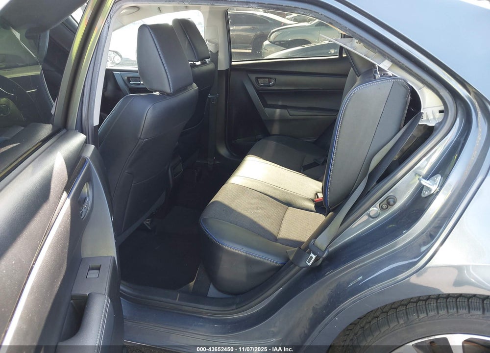 2018 TOYOTA COROLLA SE VIN: 5YFBURHE3JP750520