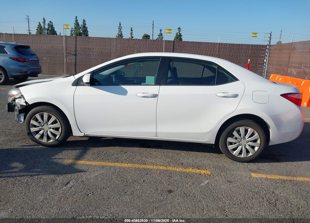 2018 TOYOTA COROLLA LE VIN: 2T1BURHE7JC057174