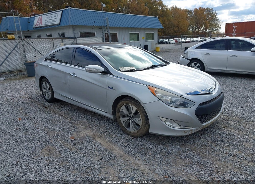 2015 HYUNDAI SONATA HYBRID LIMITED VIN: KMHEC4A44FA051859