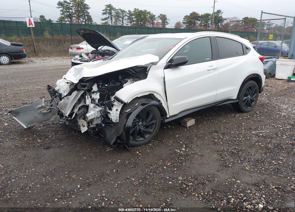 2021 HONDA HR-V VIN: 3CZRU6H11MM753870