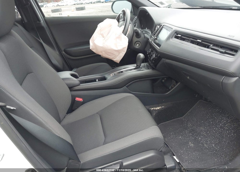 2021 HONDA HR-V VIN: 3CZRU6H11MM753870