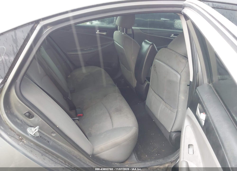 2014 HYUNDAI SONATA GLS VIN: 5NPEB4AC6EH938675