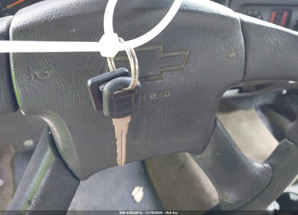 2004 CHEVROLET SILVERADO 2500 LS VIN: 1GCGK23U84F115158