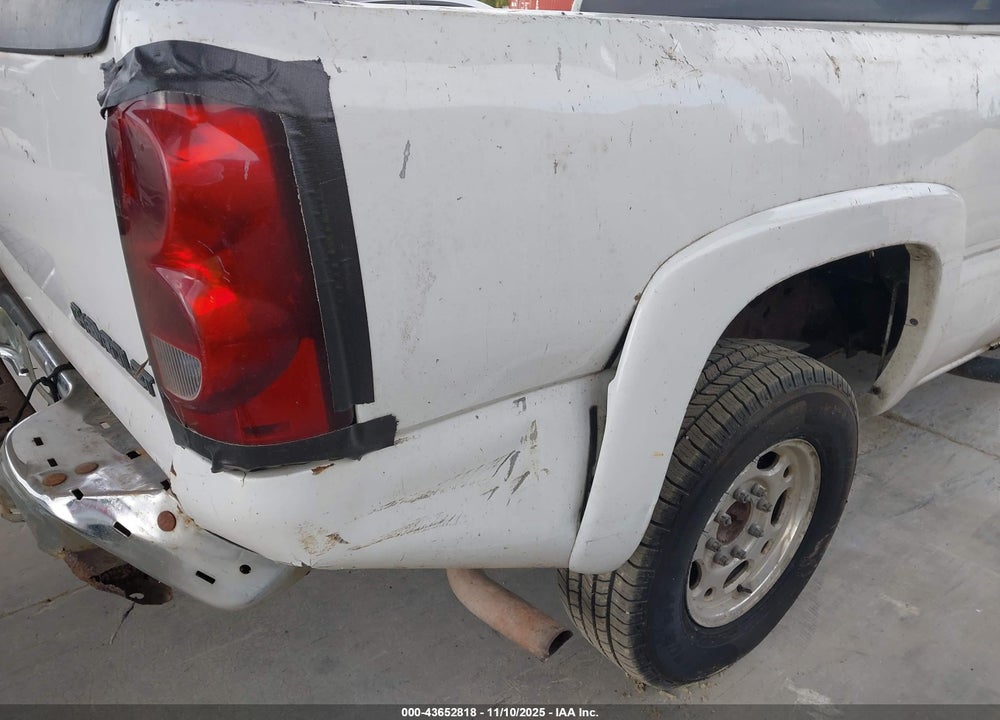 2004 CHEVROLET SILVERADO 2500 LS VIN: 1GCGK23U84F115158
