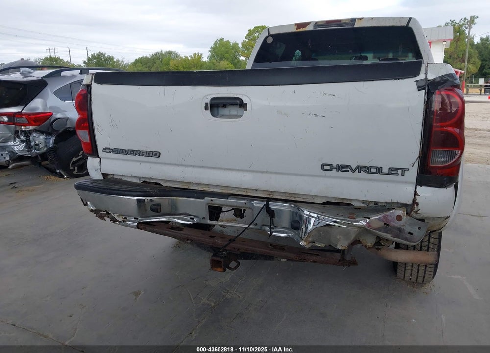 2004 CHEVROLET SILVERADO 2500 LS VIN: 1GCGK23U84F115158
