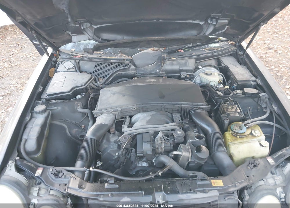 2000 MERCEDES-BENZ E 55 AMG VIN: WDBJF74J1YB142368