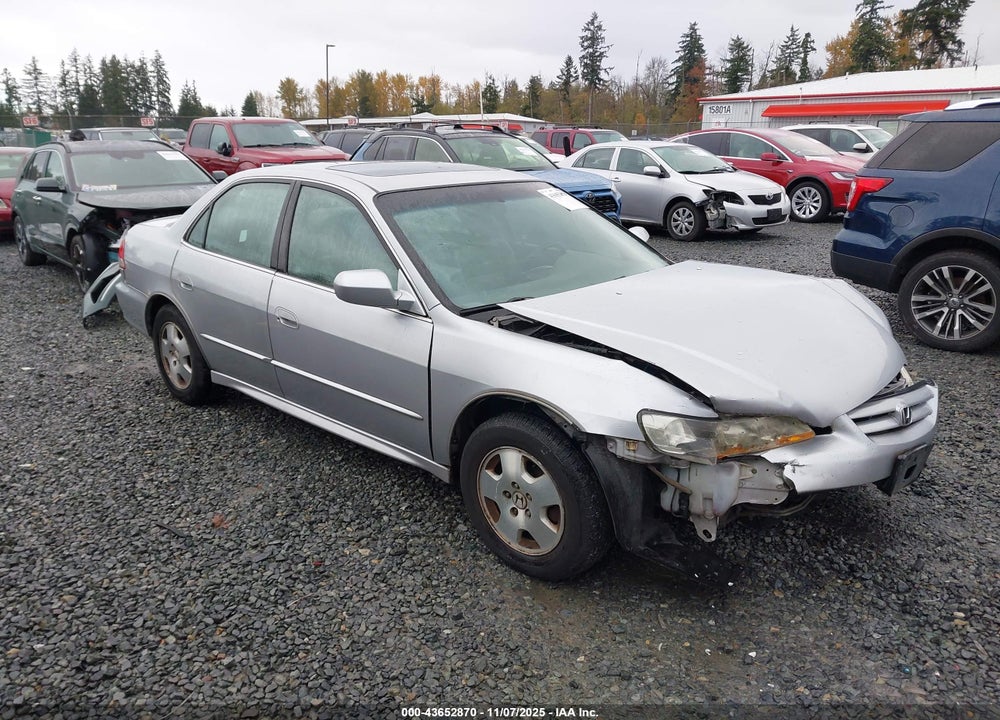 2001 HONDA ACCORD 3.0 EX VIN: 1HGCG16591A047218