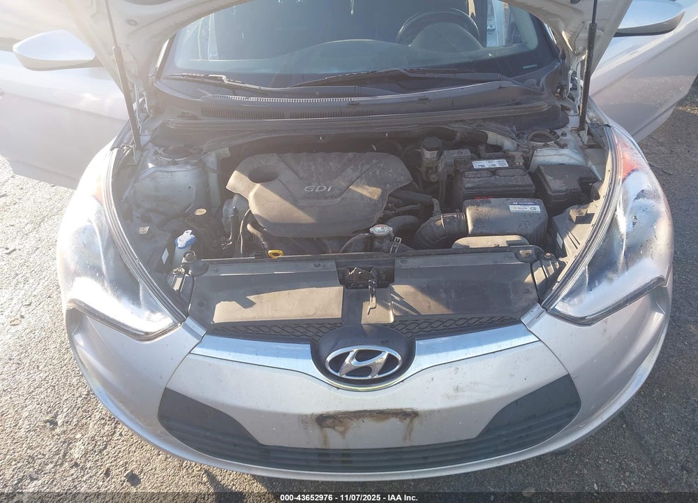 2017 HYUNDAI VELOSTER VIN: KMHTC6AD8HU304802