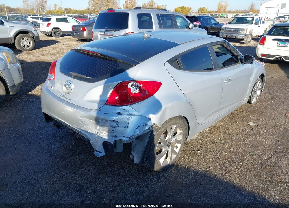 2017 HYUNDAI VELOSTER VIN: KMHTC6AD8HU304802