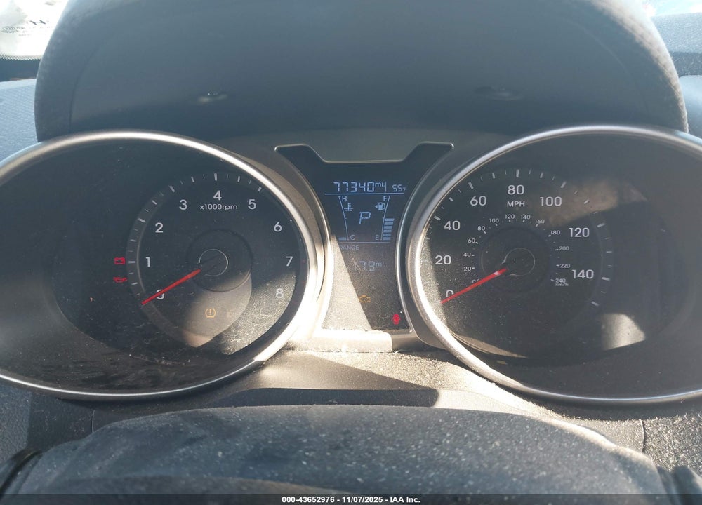 2017 HYUNDAI VELOSTER VIN: KMHTC6AD8HU304802