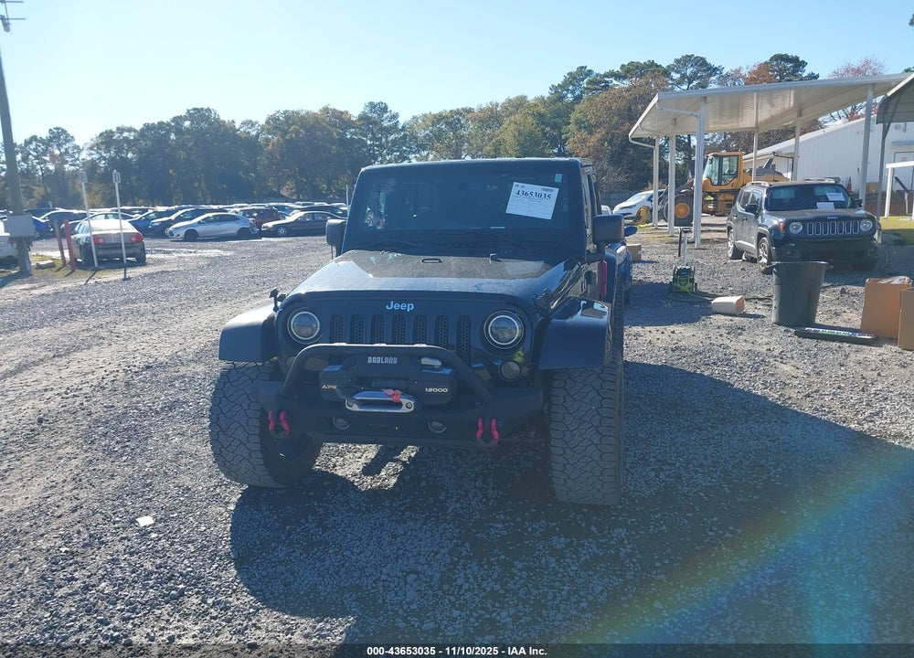 2015 JEEP WRANGLER UNLIMITED SAHARA VIN: 1C4HJWEG1FL685996