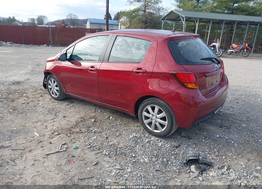 2017 TOYOTA YARIS LE VIN: VNKKTUD30HA082644