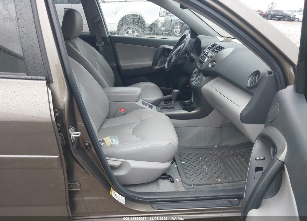 2011 TOYOTA RAV4 VIN: 2T3DK4DV8BW041368