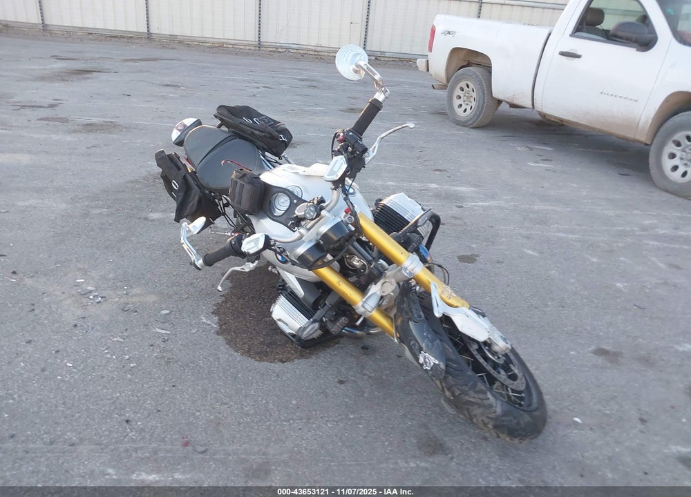 2023 BMW R NINE T VIN: WB10L5304P6G99396