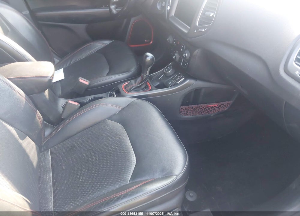 2018 JEEP COMPASS TRAILHAWK 4X4 VIN: 3C4NJDDB8JT192617