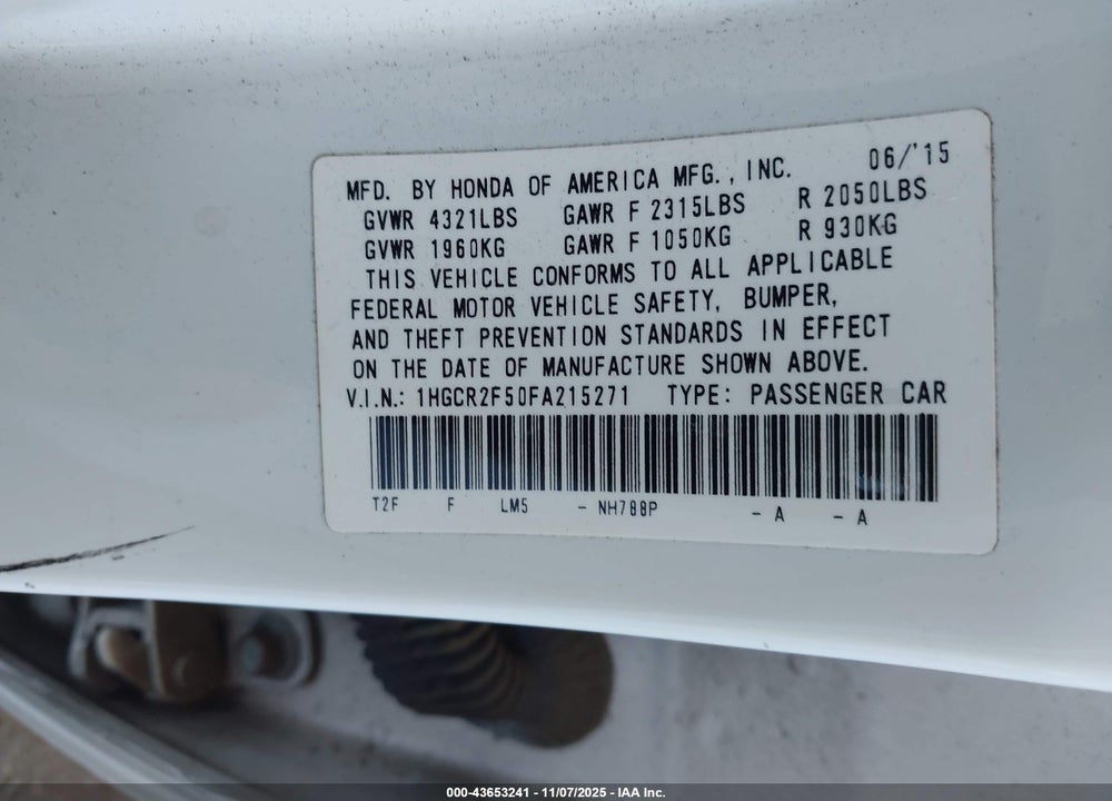 2015 HONDA ACCORD VIN: 1HGCR2F50FA215271
