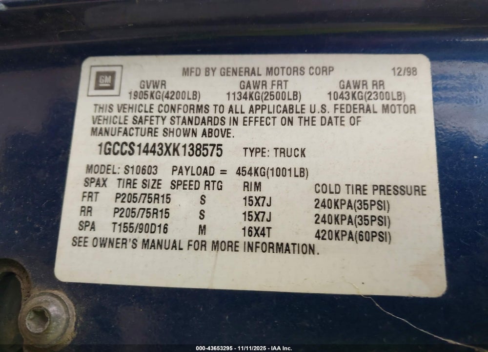 1999 CHEVROLET S-10 LS VIN: 1GCCS1443XK138575