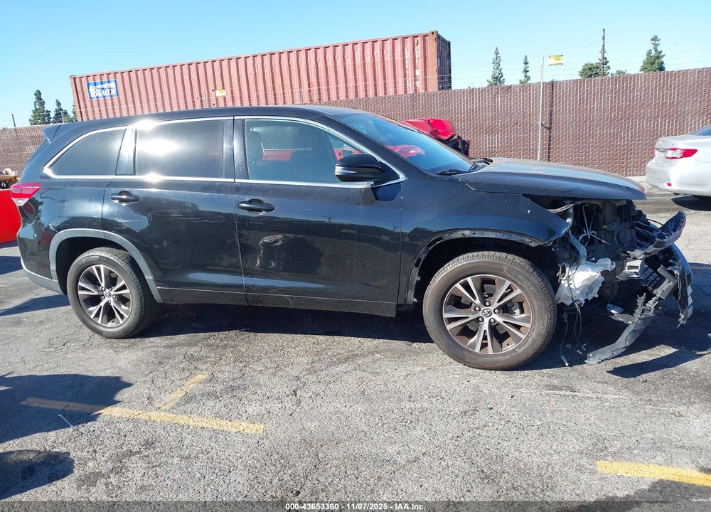 2017 TOYOTA HIGHLANDER LE VIN: 5TDZZRFH3HS214519