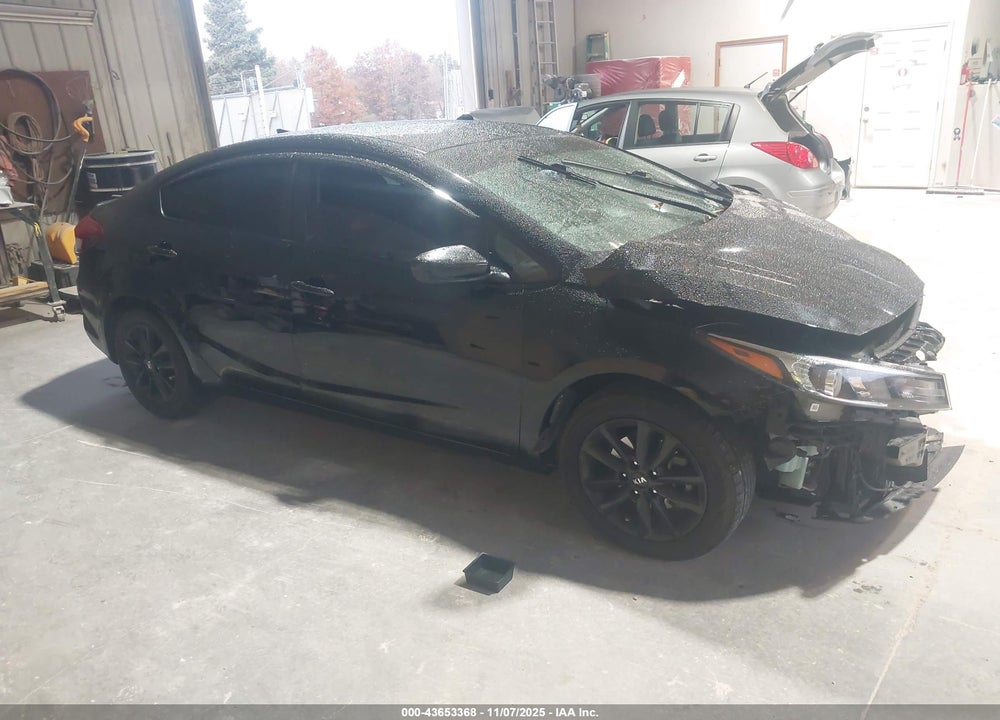 2017 KIA FORTE S VIN: 3KPFL4A75HE137507