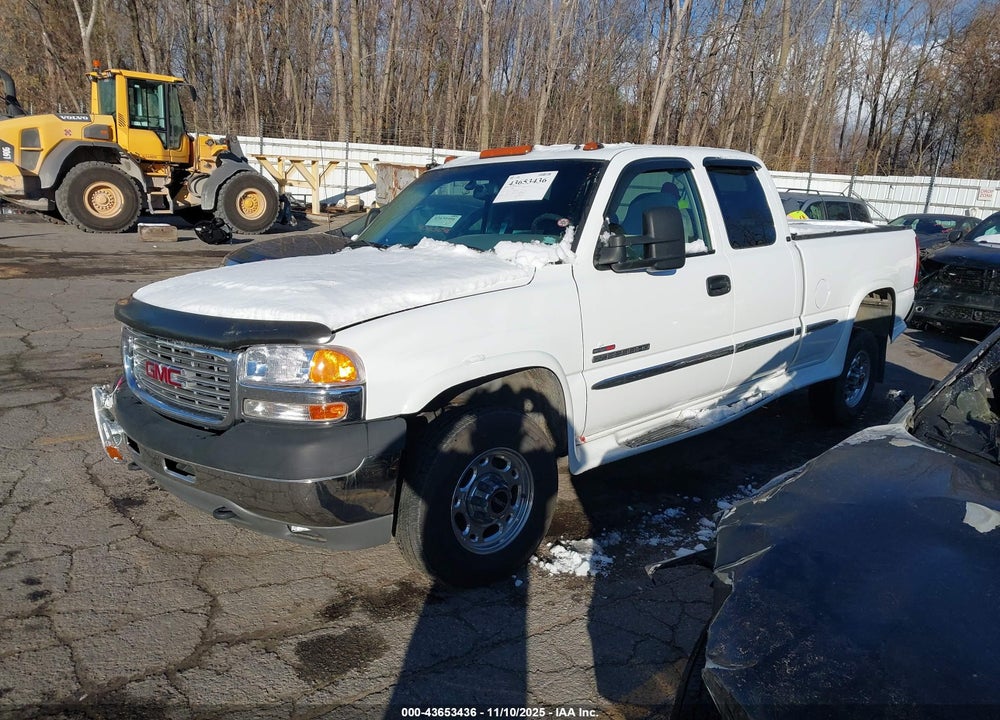 2002 GMC SIERRA 2500HD SLE VIN: 1GTHC29152E111490