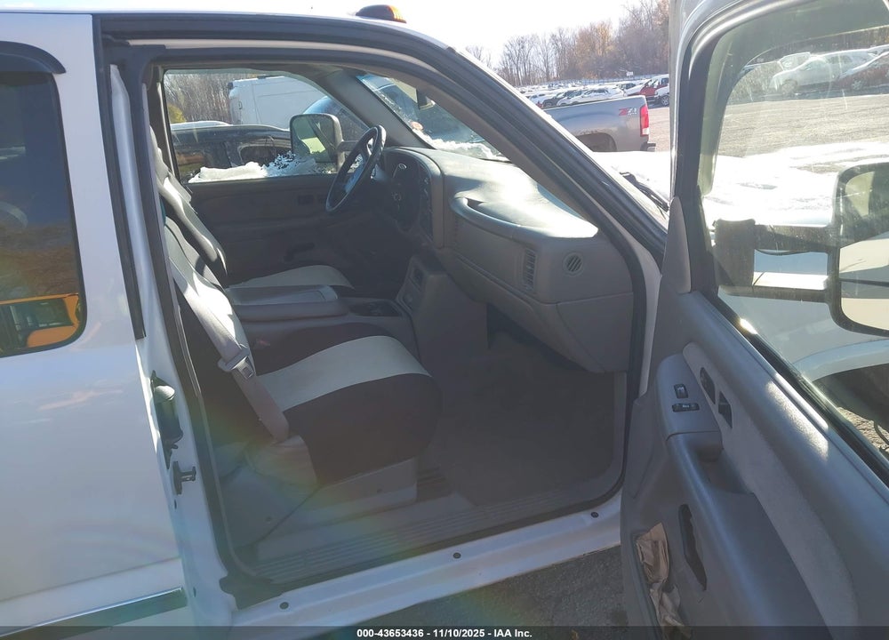 2002 GMC SIERRA 2500HD SLE VIN: 1GTHC29152E111490